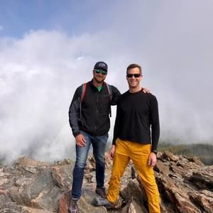 Meet your Posher, Hunter